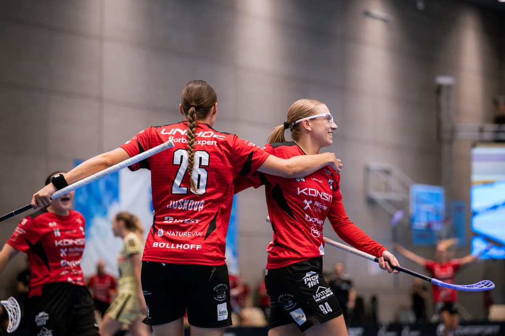 Ženy otočily úvodní čtvrtfinále Champions Cupu a porazily Wizards 5:4