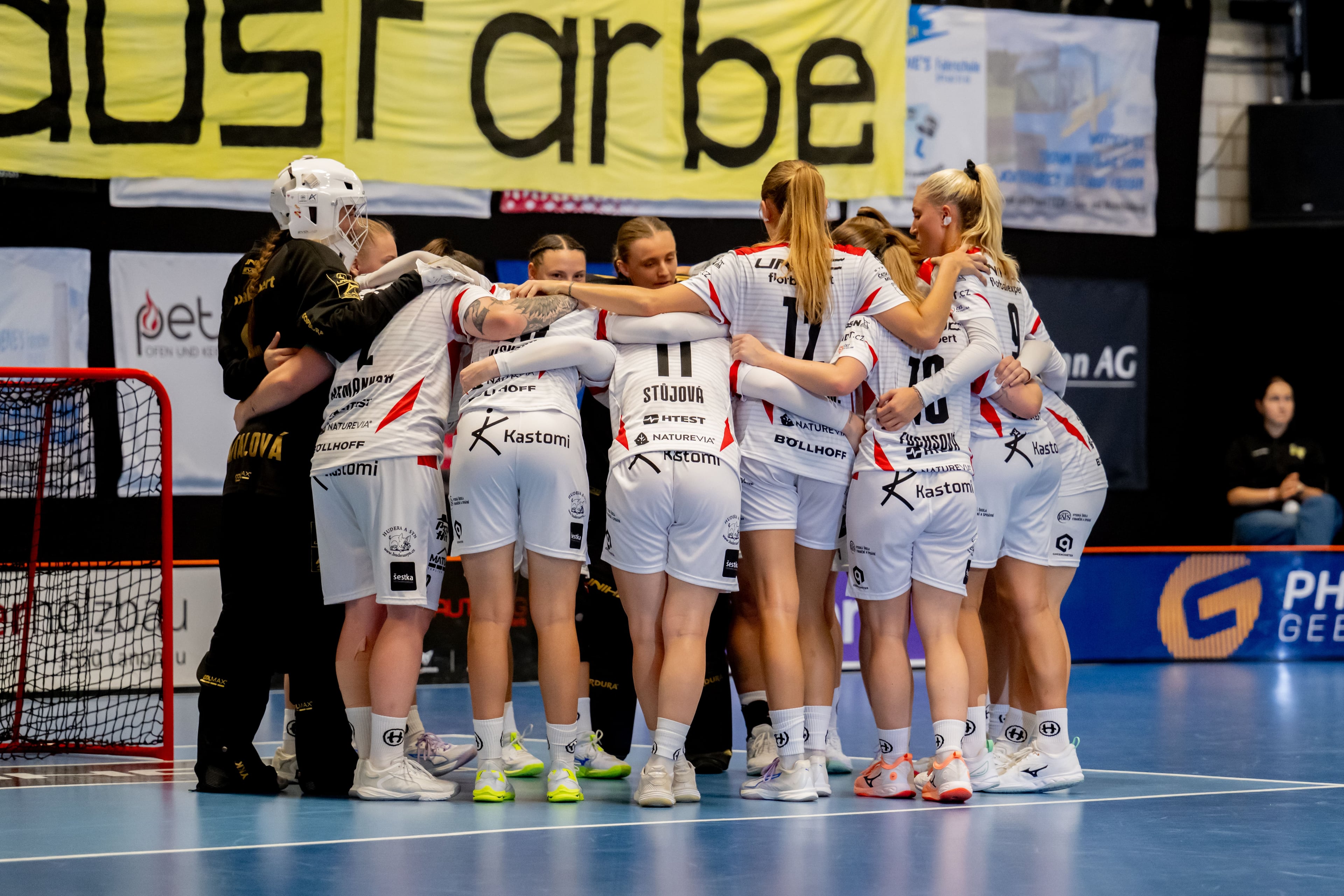Ženy si zahrají semifinále Champions Cupu!